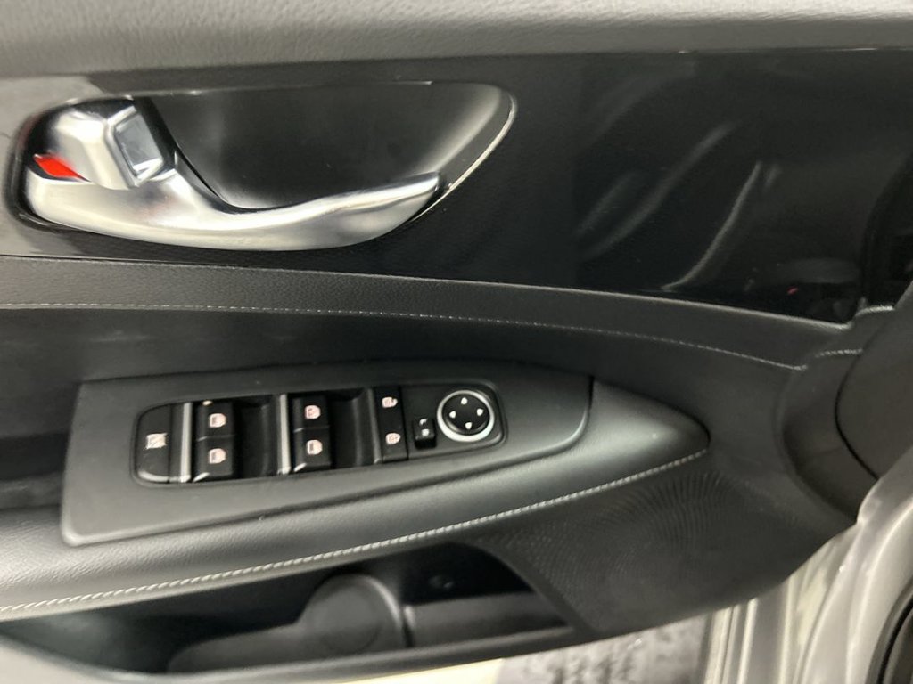 Certified 2024 Kia Forte GT-Line FWD image 11
