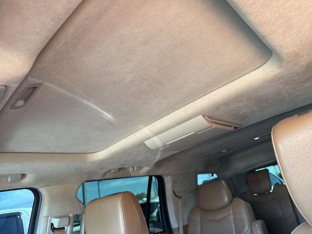 Used 2015 Cadillac Escalade Platinum image 14