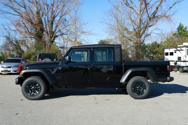 New 2026 Jeep Gladiator Sport image 10