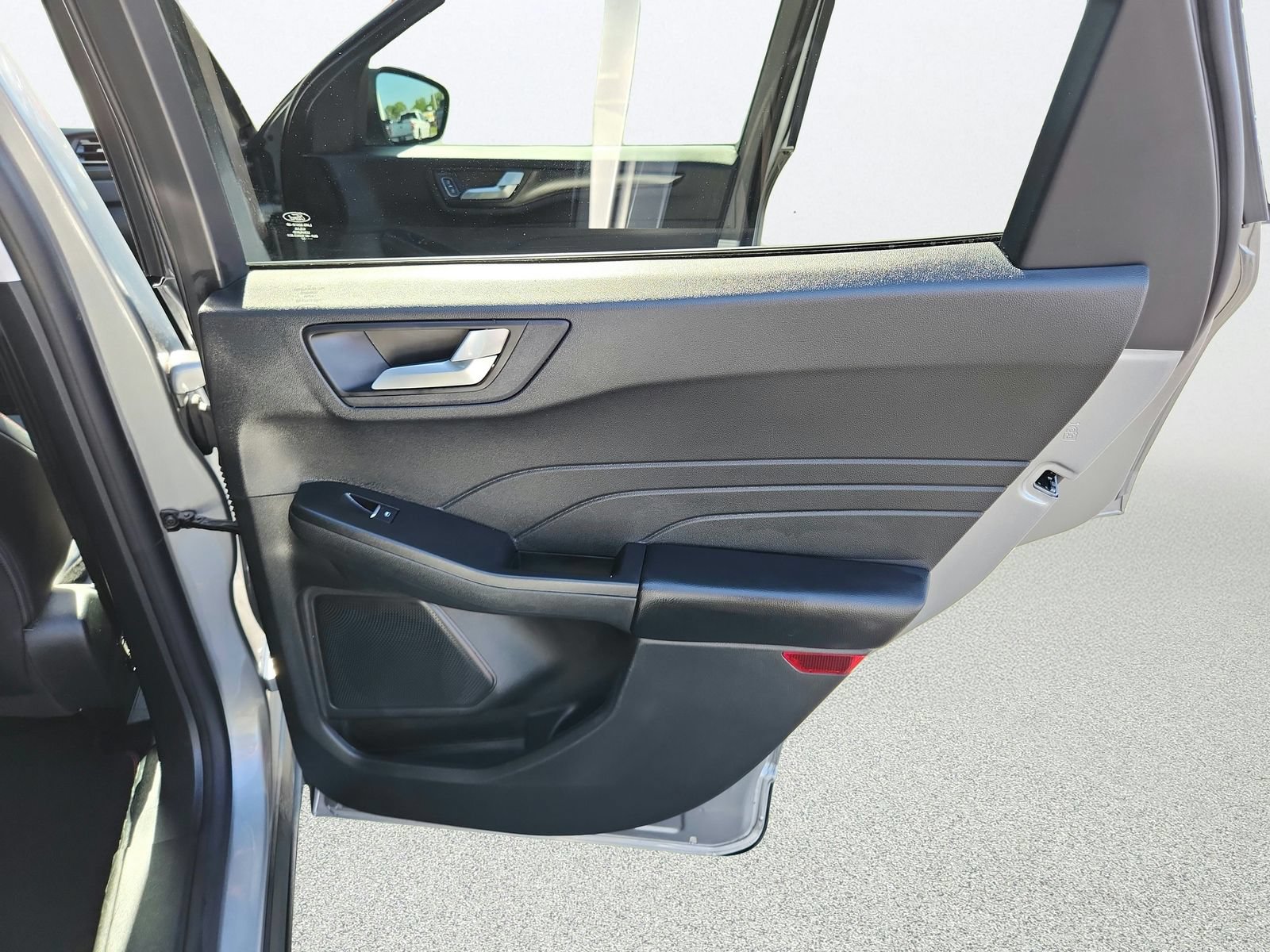 Used 2022 Ford Escape SEL w/ SEL Stealth AWD Package image 30