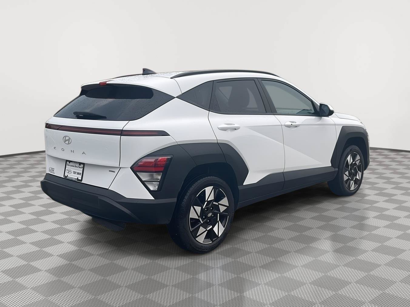 Certified 2025 Hyundai Kona SEL AWD/4WD image 5