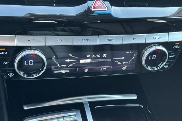 Used 2023 Genesis G80 2.5T image 23