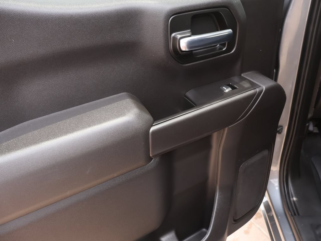 Used 2020 Chevrolet Silverado 1500 LT w/ All-Star Edition AWD/4WD image 12