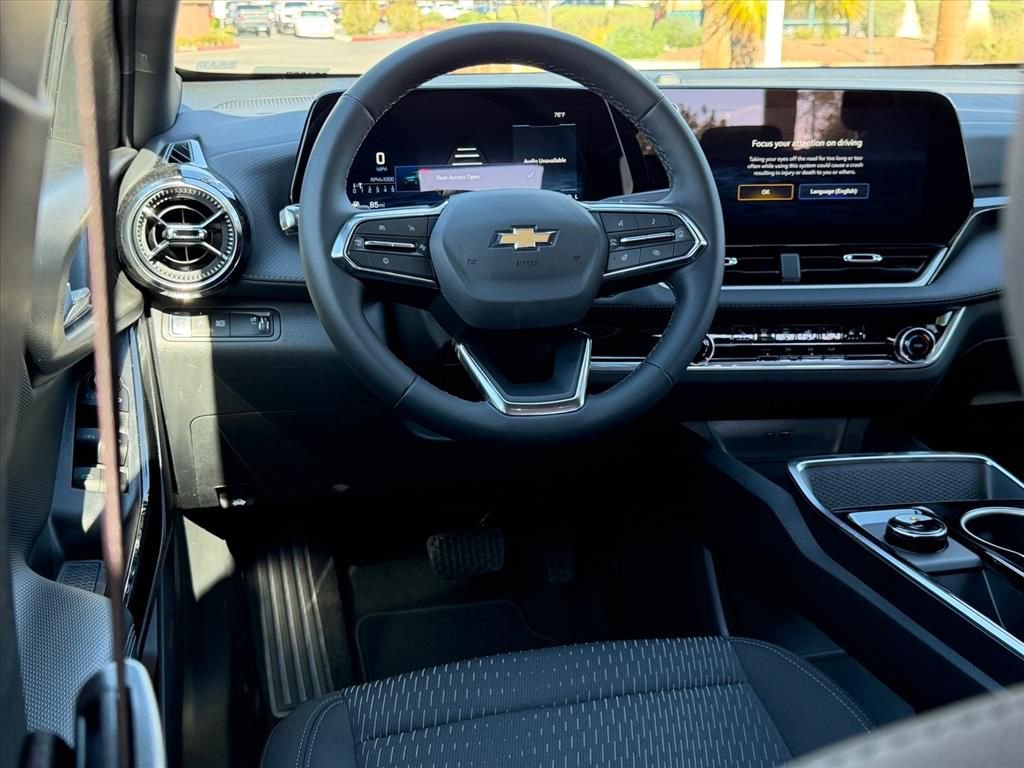 New 2026 Chevrolet Equinox LT image 7