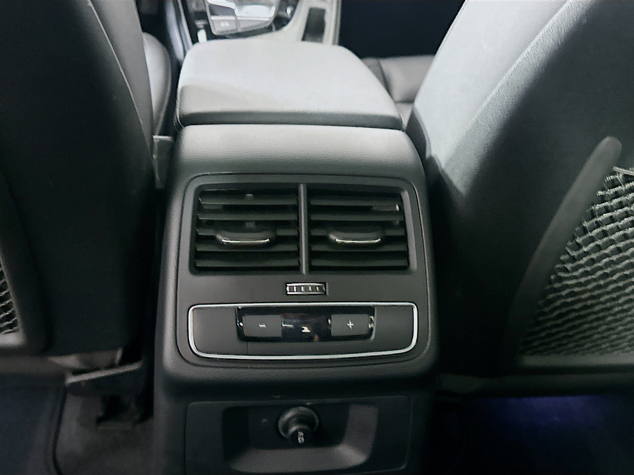 Used 2021 Audi A4 2.0T Premium w/ Convenience Package AWD/4WD image 27