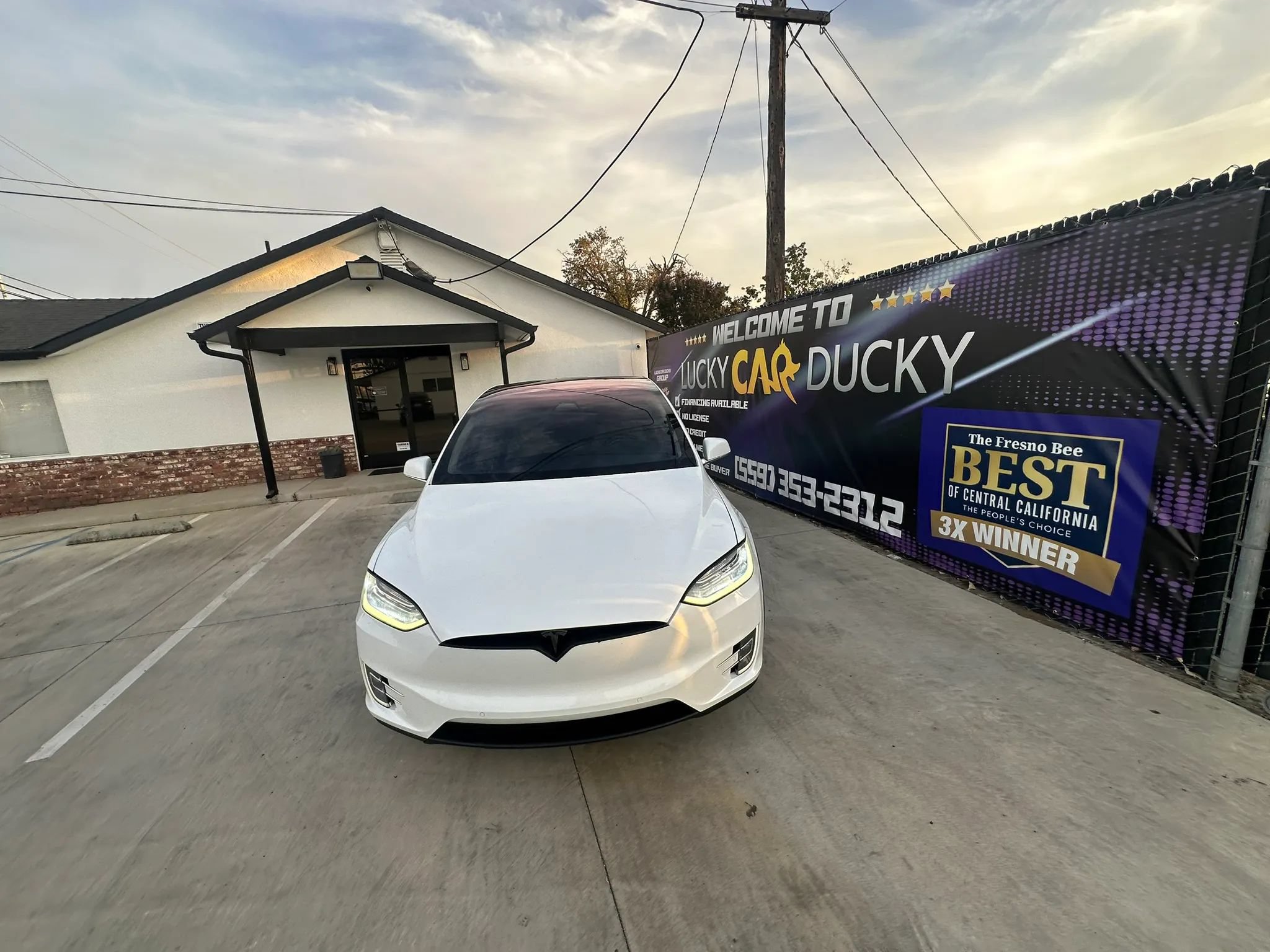 Used 2018 Tesla Model X 75D AWD/4WD image 18