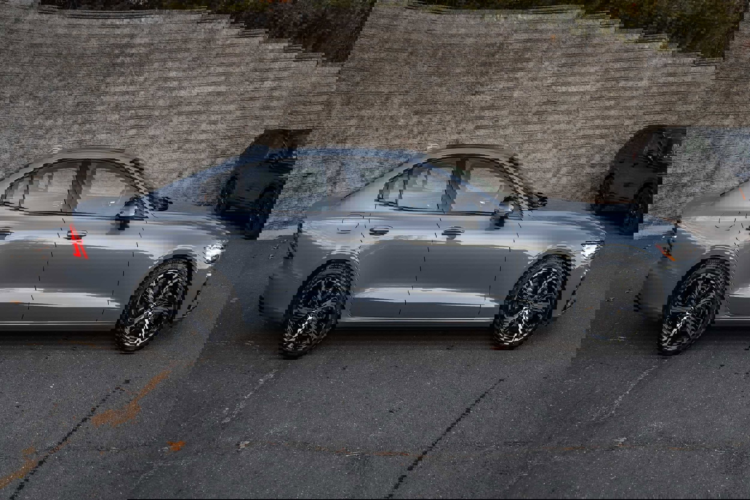 Used 2023 Volvo S60 B5 Plus w/ Climate Package image 4