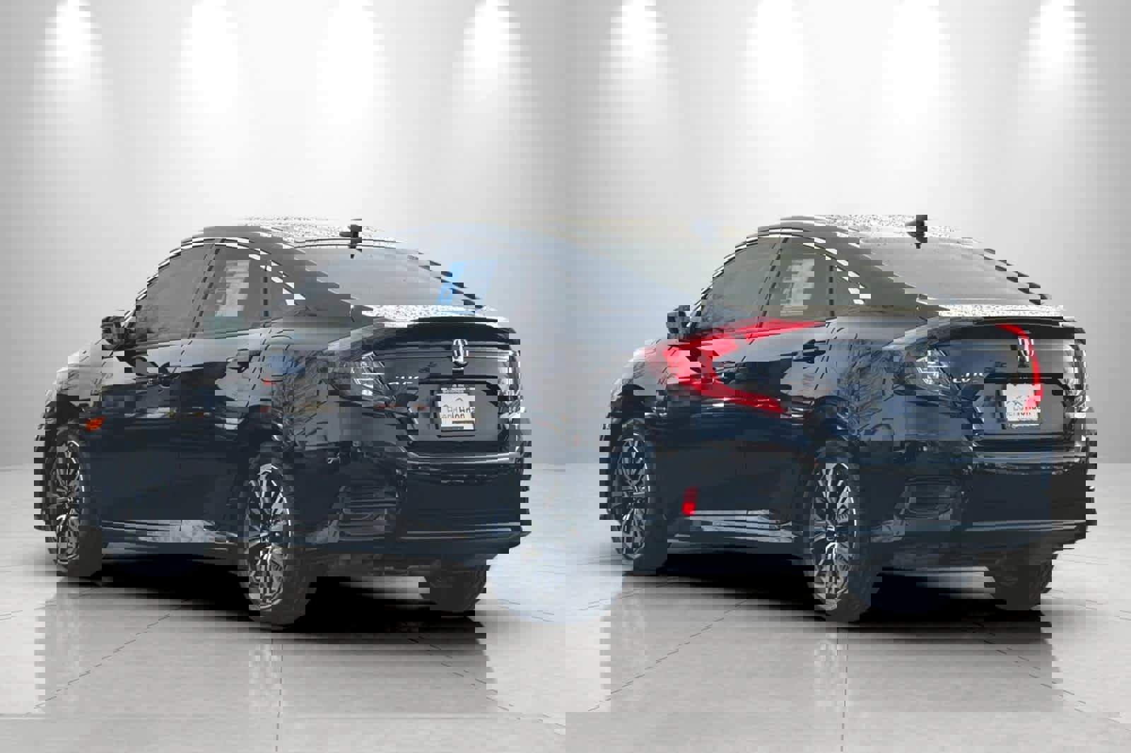 Used 2018 Honda Civic EX-L image 6