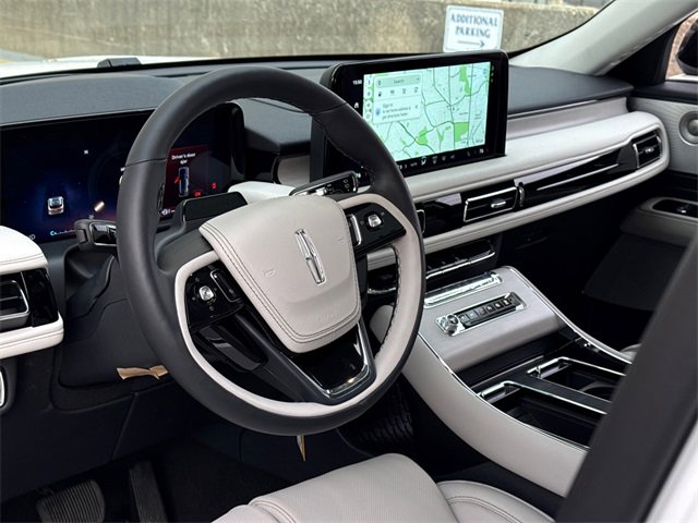 New 2026 Lincoln Aviator Reserve image 17