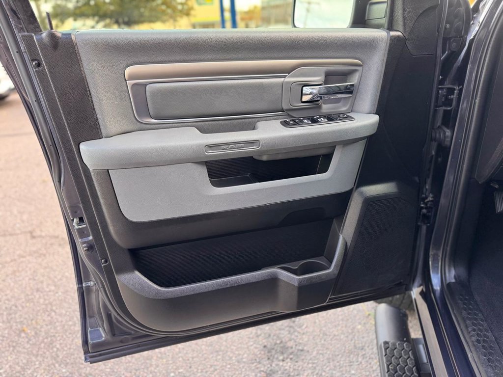 Used 2020 RAM 1500 Warlock AWD/4WD image 12