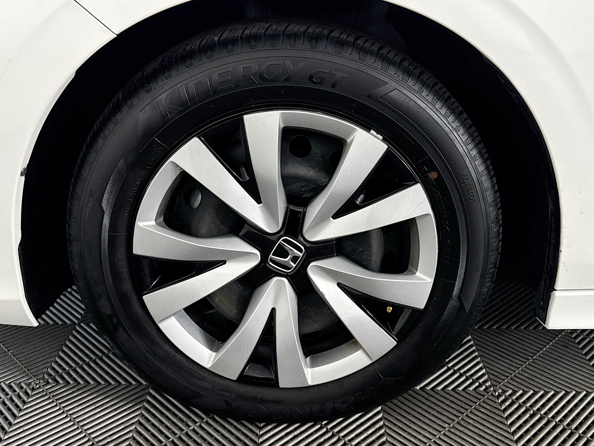Used 2024 Honda Civic LX image 36