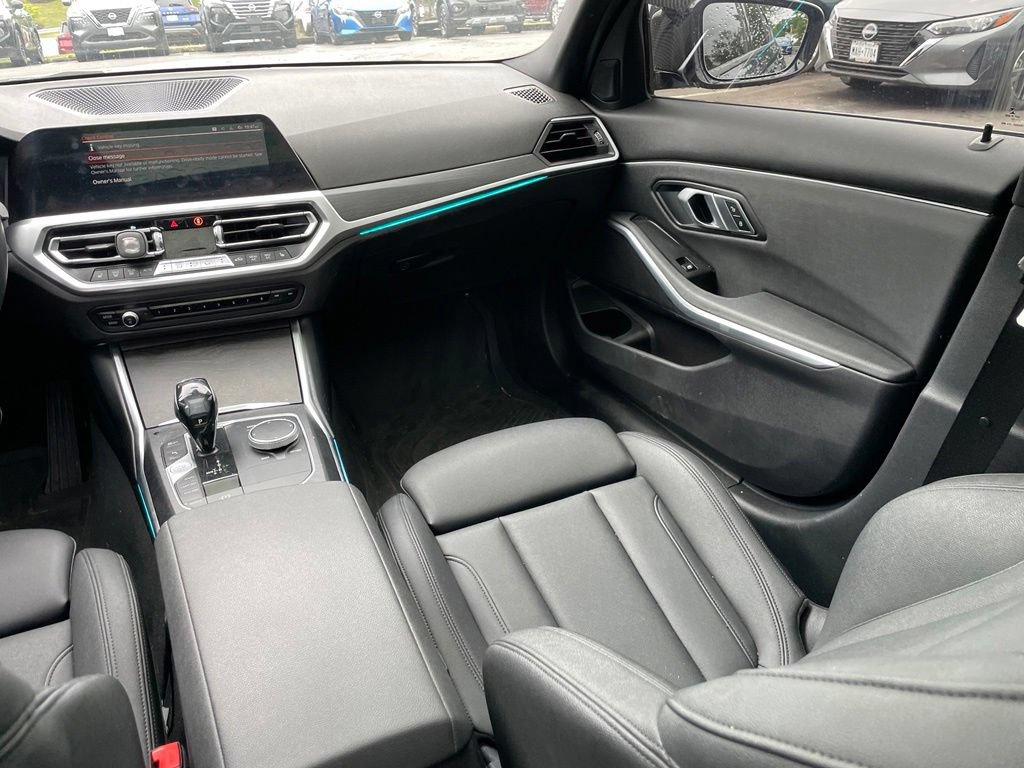 Used 2020 BMW 330i xDrive Sedan w/ Convenience Package AWD/4WD image 9