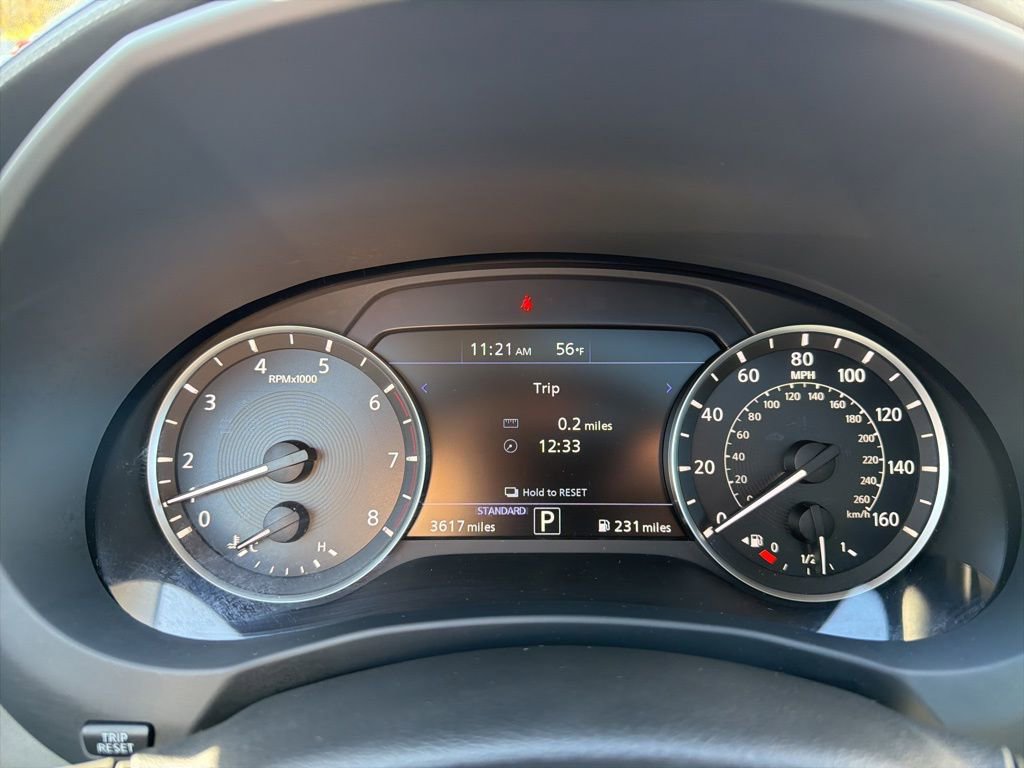 Used 2025 INFINITI QX50 Luxe image 21