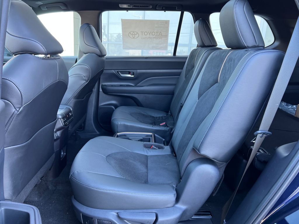 New 2026 Toyota Grand Highlander AWD Hybrid image 25