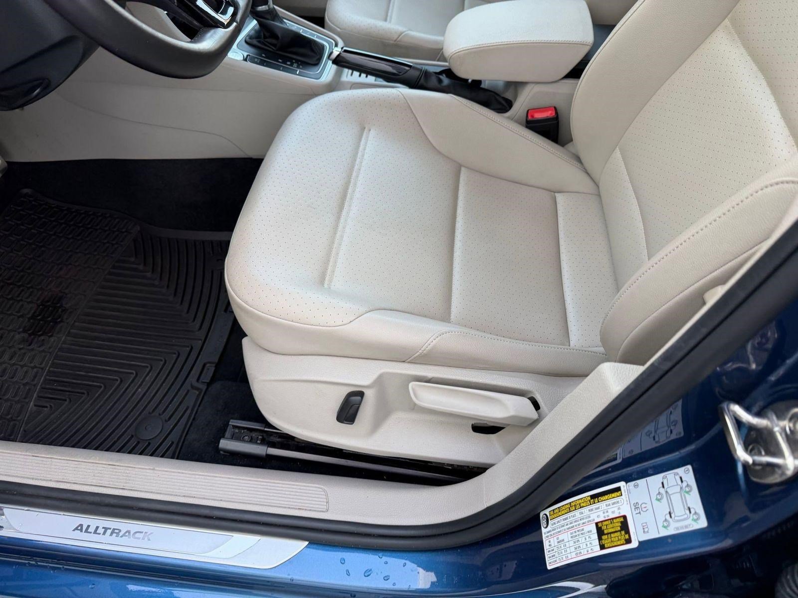 Used 2019 Volkswagen Golf Alltrack SE AWD/4WD image 13