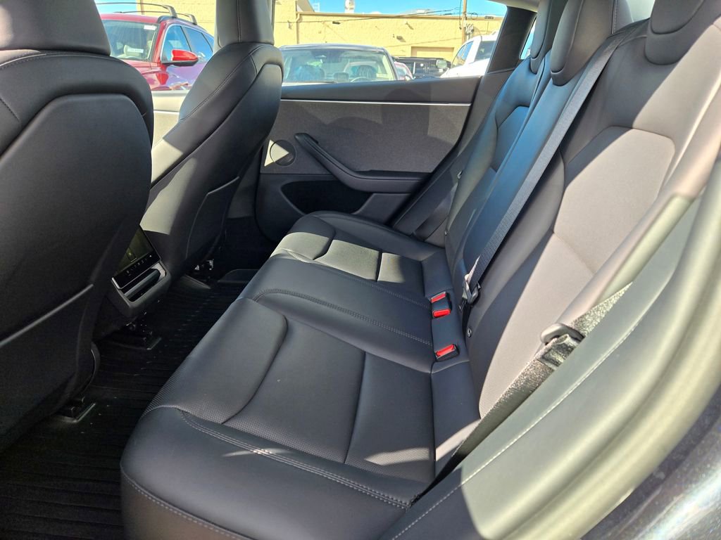 Used 2025 Tesla Model 3 Long Range image 22