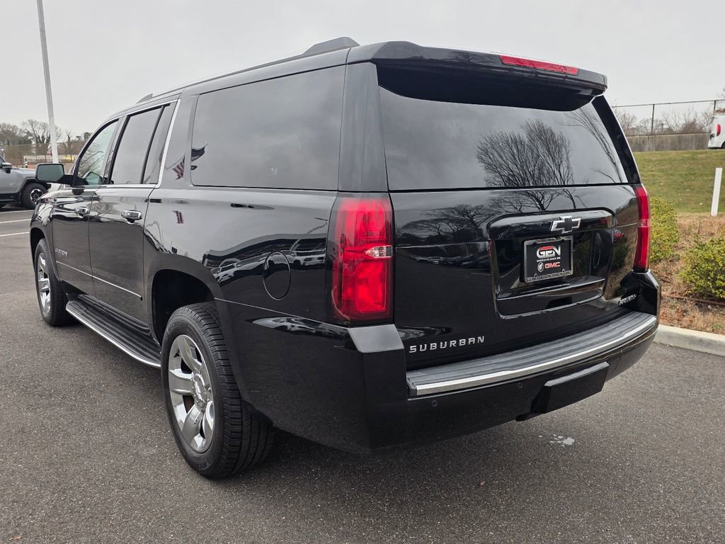 Used 2020 Chevrolet Suburban Premier image 5