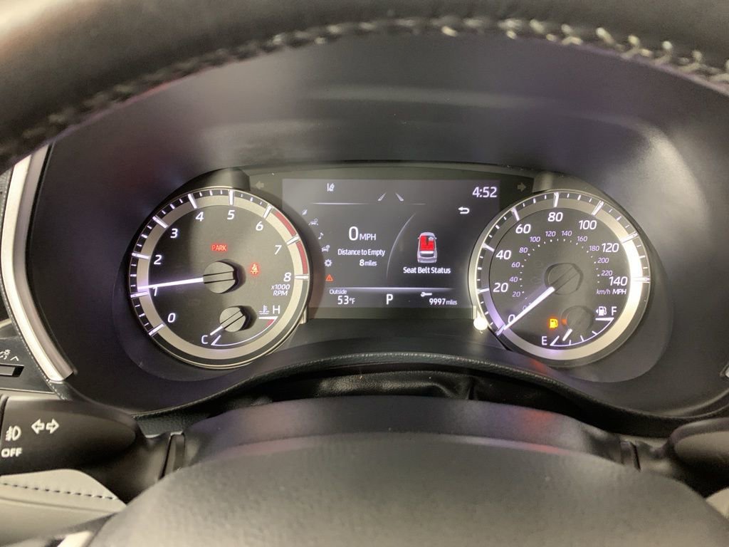 Used 2023 Toyota Highlander XLE image 20