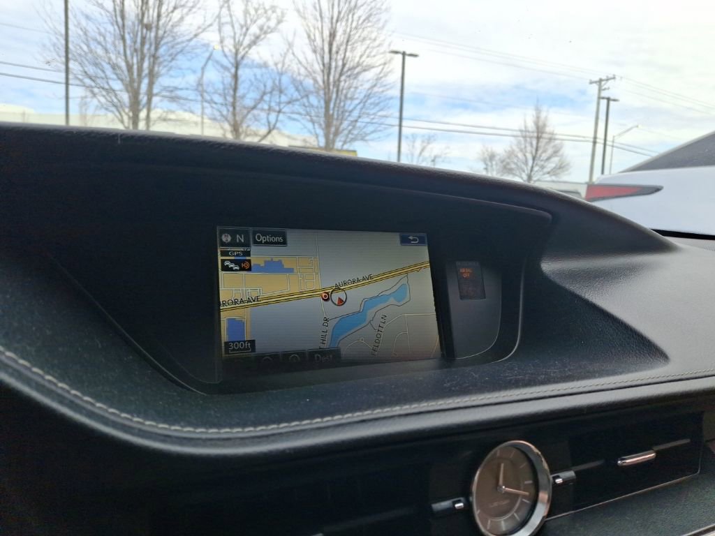 Used 2015 Lexus ES 350 w/ Luxury Package image 6