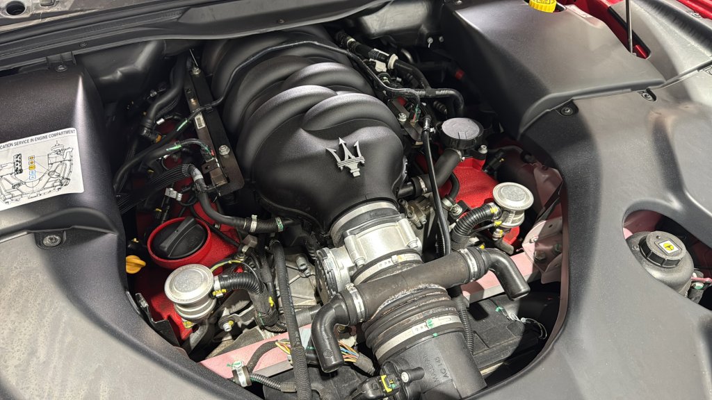 Used 2016 Maserati GranTurismo Sport image 26