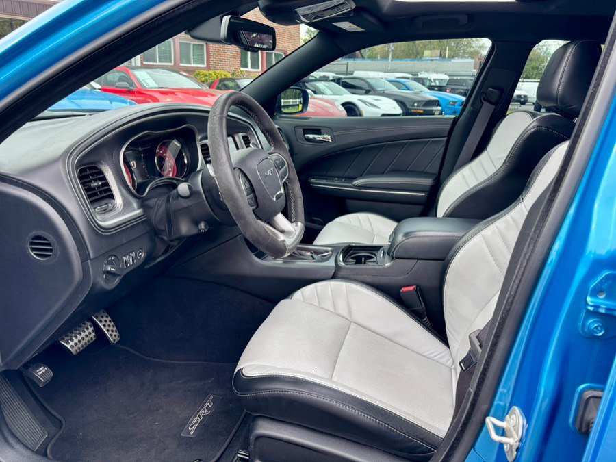 Used 2023 Dodge Charger SRT Hellcat w/ Harman/Kardon Audio Group RWD image 11