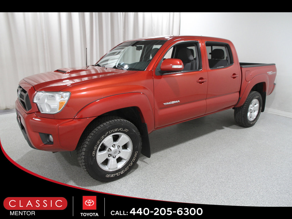 Used 2014 Toyota Tacoma 4x4 Double Cab w/ TRD Sport Package image 3