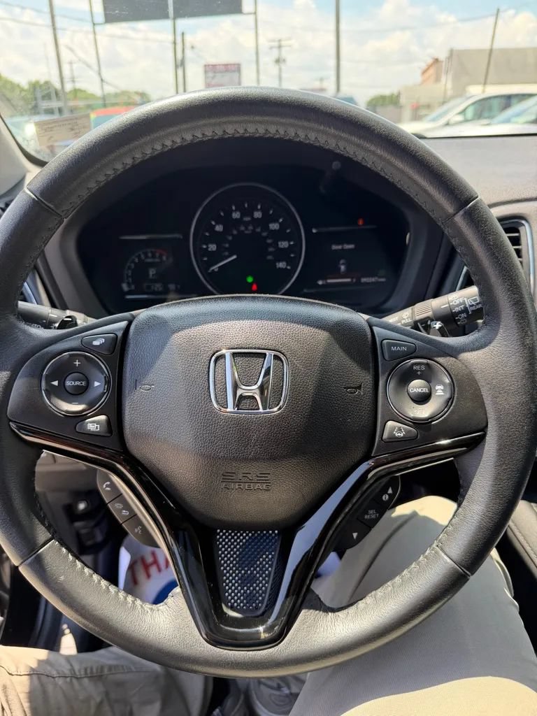 Used 2019 Honda HR-V EX-L image 14