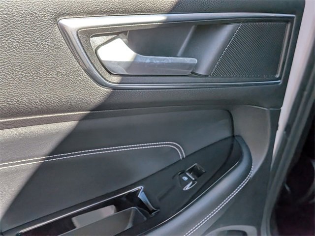 Used 2016 Ford Edge Titanium w/ Equipment Group 301A image 28