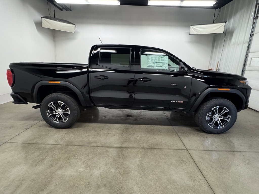 New 2025 GMC Canyon AT4 image 6