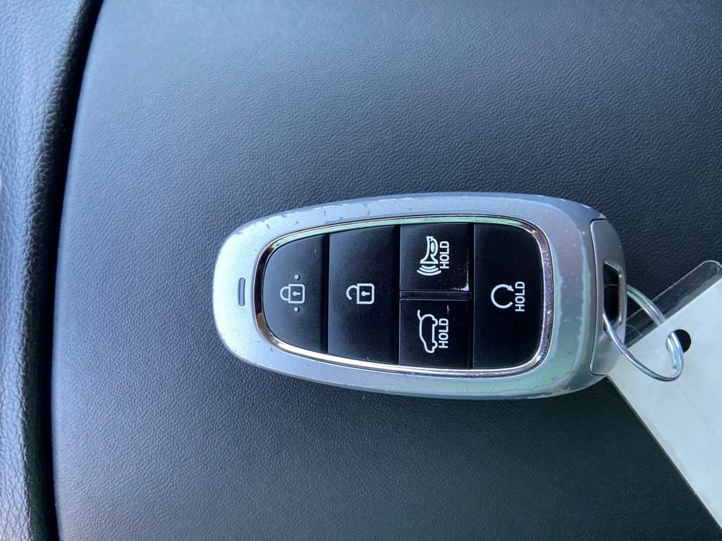 Used 2022 Hyundai Santa Fe XRT image 31