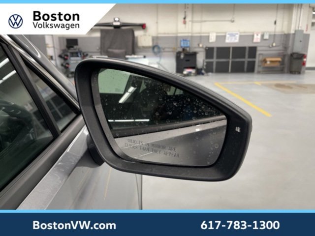 New 2026 Volkswagen Tiguan SE image 12