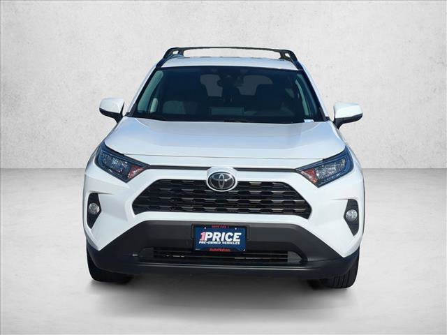 Used 2021 Toyota RAV4 XLE FWD image 2