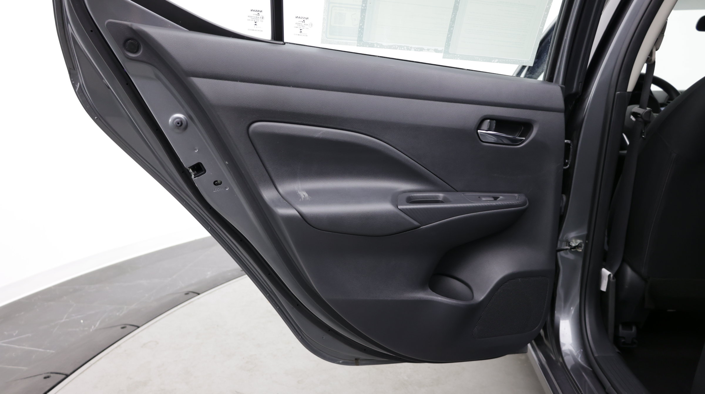 Used 2025 Nissan Versa SV FWD image 22