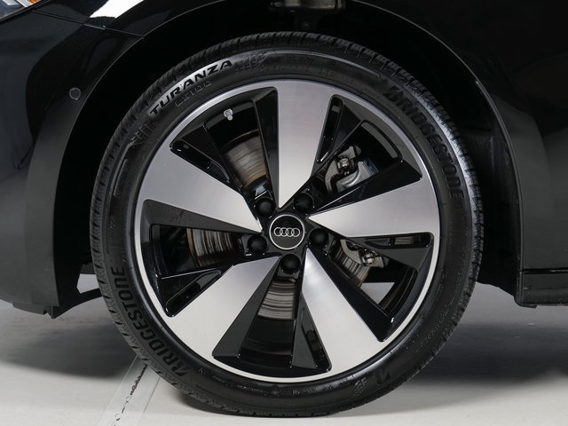 Certified 2025 Audi A5 Premium AWD/4WD image 33