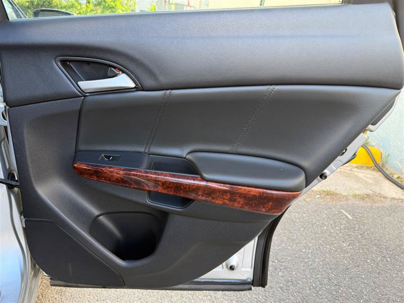 Used 2010 Honda Crosstour EX-L image 35