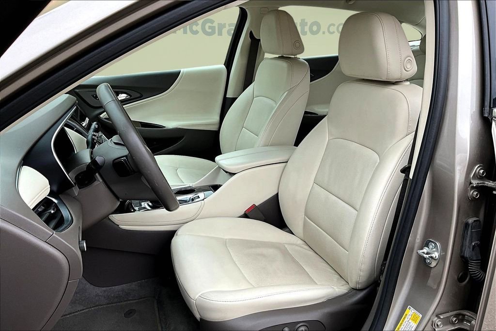 Used 2024 Chevrolet Malibu LT image 20