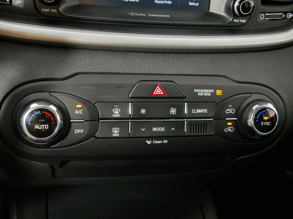 Used 2018 Kia Sorento AWD image 30