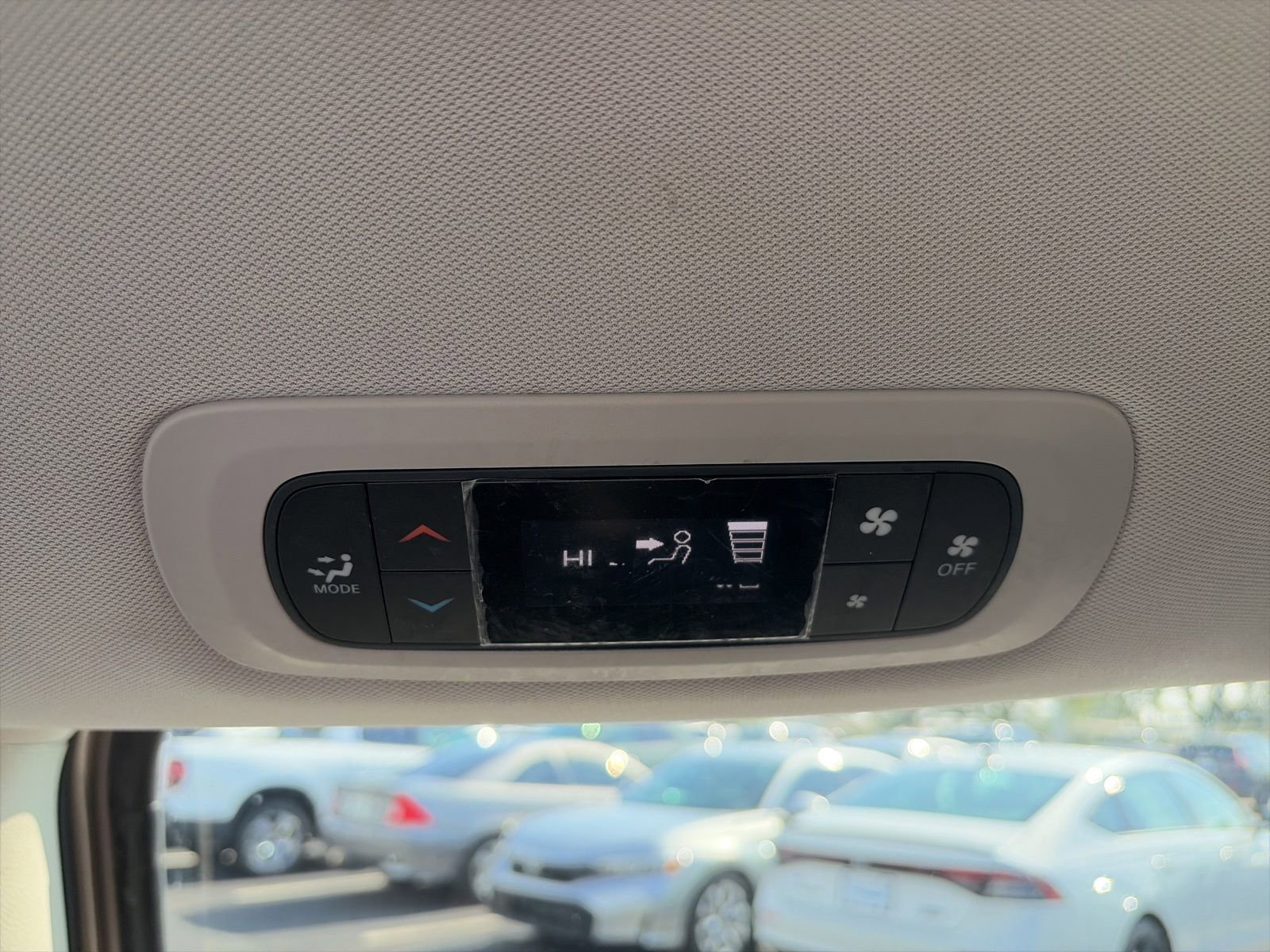 Used 2017 Chrysler Pacifica Touring FWD image 10