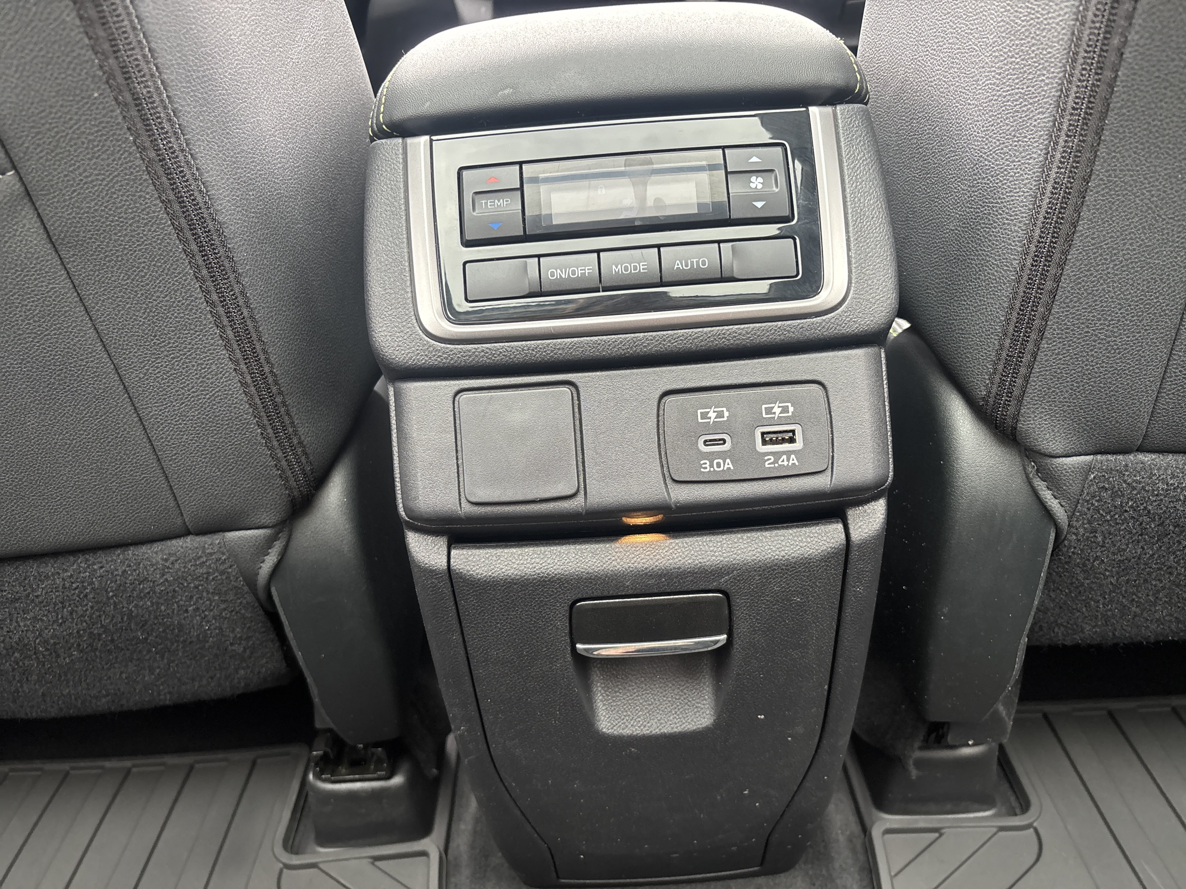 Used 2025 Subaru Ascent Onyx Edition AWD/4WD image 15