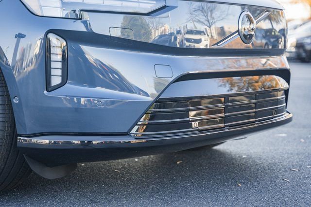 New 2025 Volvo EX90 Ultra w/ Protection Package Premier image 10