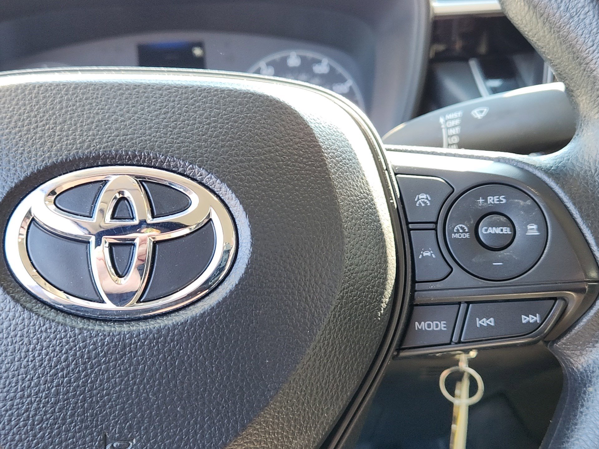 Certified 2025 Toyota Corolla LE image 16