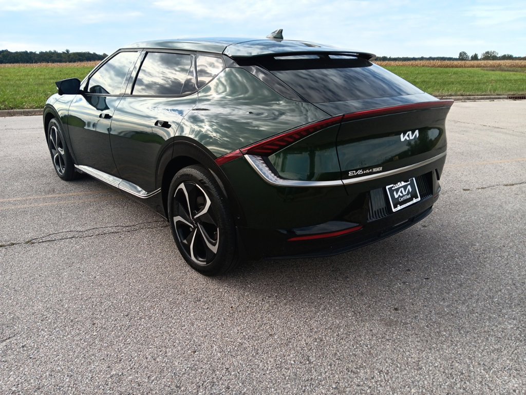 Used 2023 Kia EV6 GT-Line AWD/4WD image 10