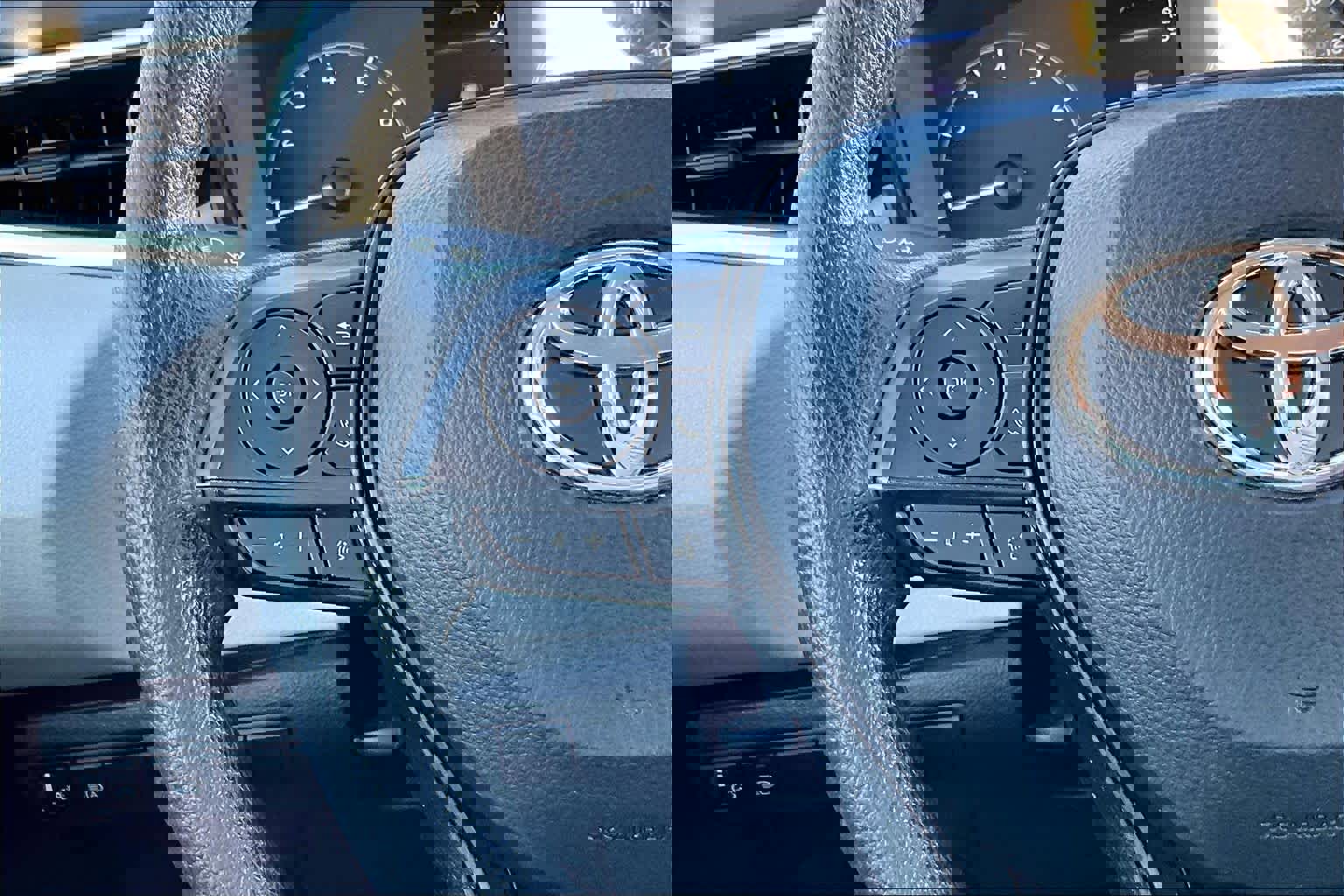 Used 2024 Toyota Corolla LE image 23