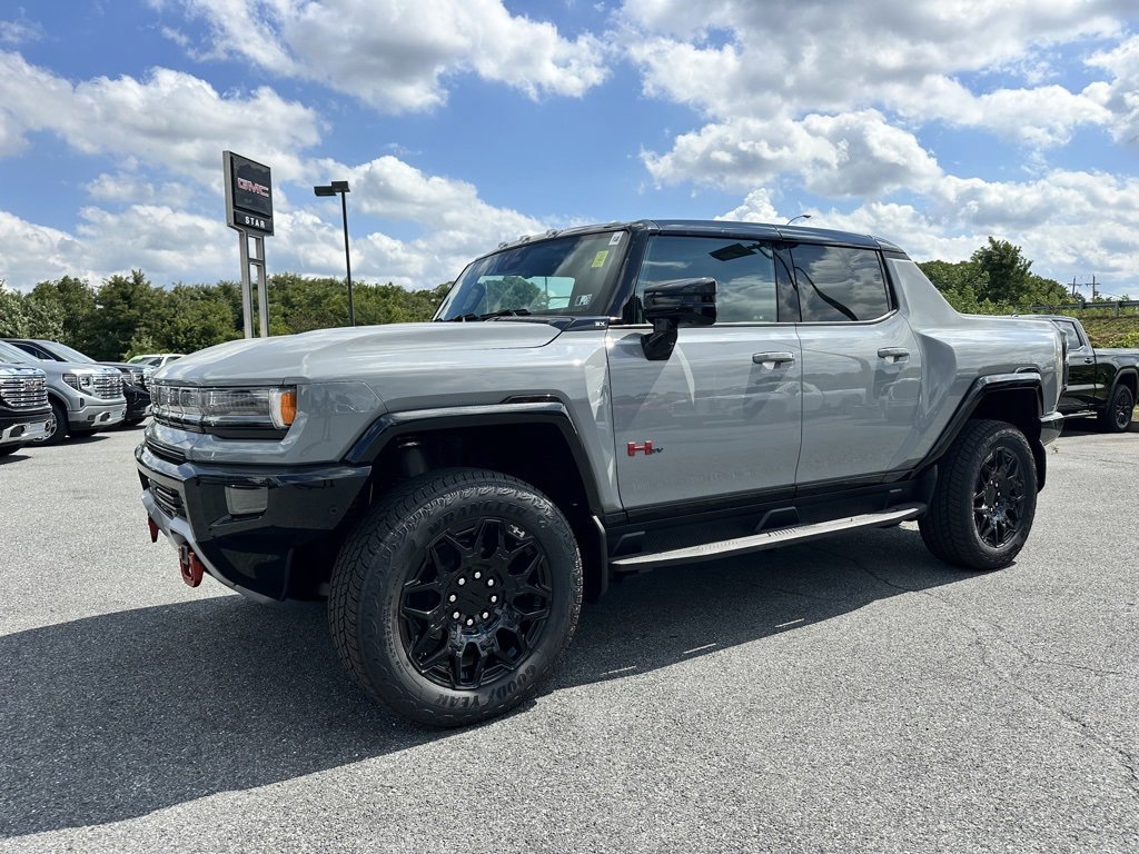 New 2026 GMC Hummer EV 4x4 Crew Cab w/ LPO, Sport Package image 2
