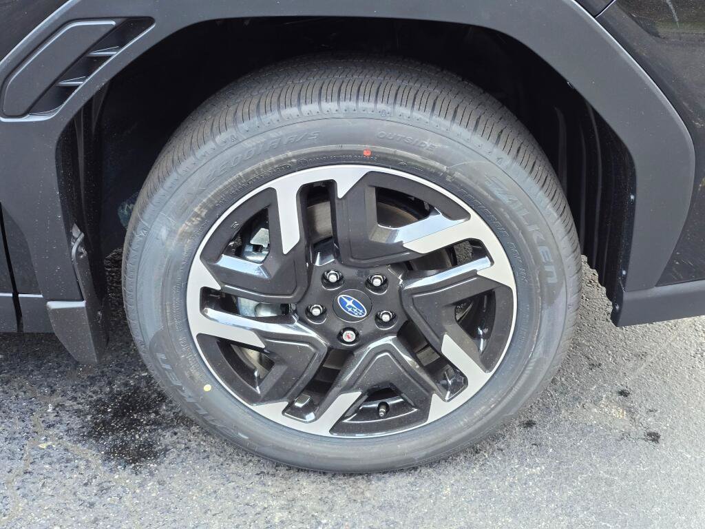 New 2026 Subaru Forester Touring AWD/4WD image 9