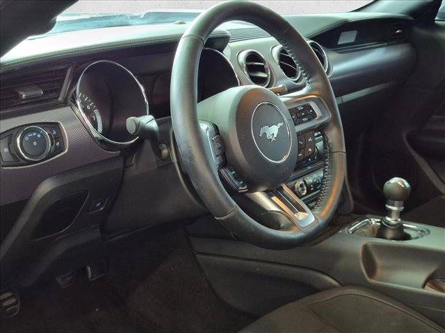 Used 2017 Ford Mustang GT RWD image 9