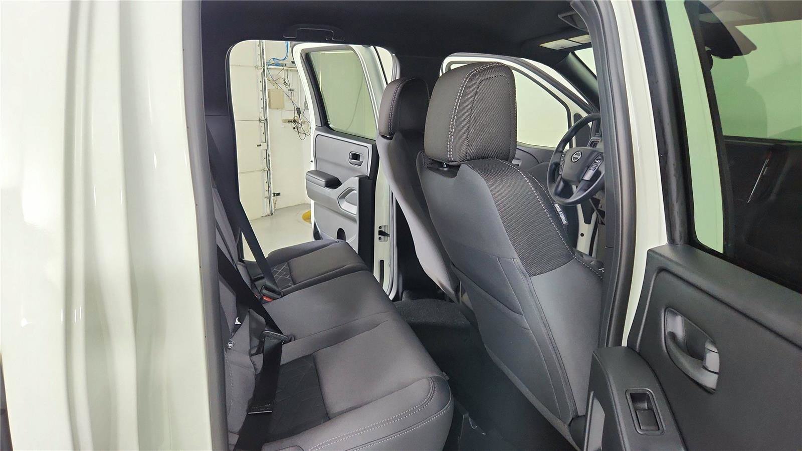 New 2026 Nissan Frontier SV w/ Tow Package AWD/4WD image 23
