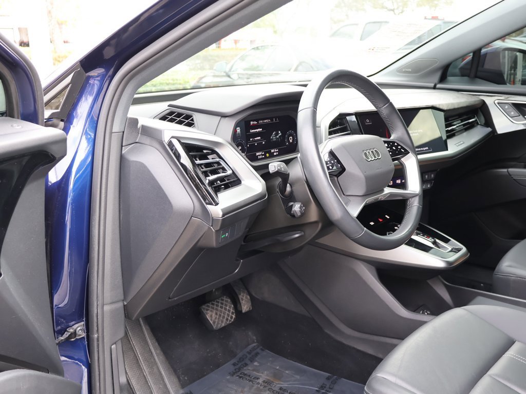 Used 2023 Audi Q4 e-tron Premium Plus w/ Premium Plus image 30