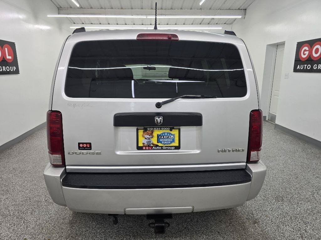 Used 2011 Dodge Nitro Heat RWD image 5