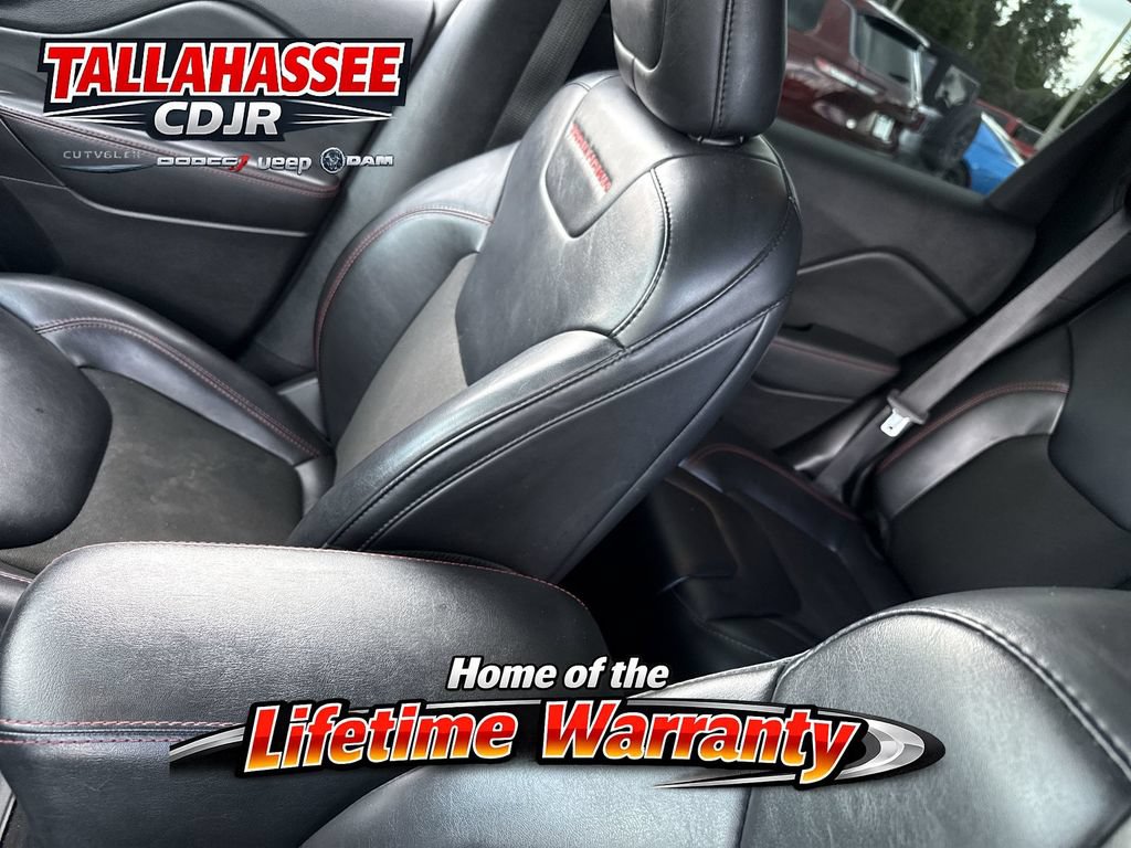 Used 2021 Jeep Cherokee Trailhawk w/ Sun, Sound & Nav Group AWD/4WD image 21